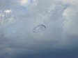 Strano cerchio di fumo nel cielo (avvenimento davvero raro)